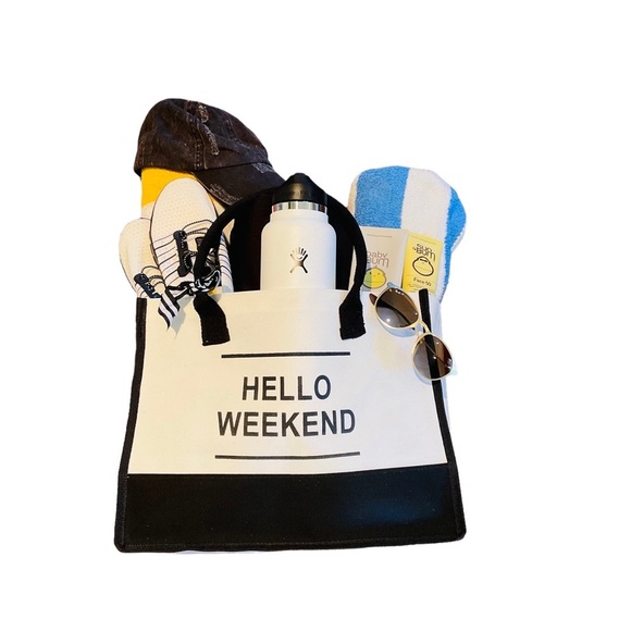 New Woman's Black & White Large Canvas Handle Bag Versatile Durable & Fun - Picture 1 of 7